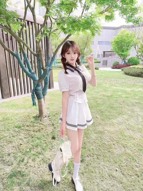 北京草房家庭式3天更新一次妹妹靠谱