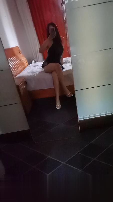 江苏南京鼓楼烧妇