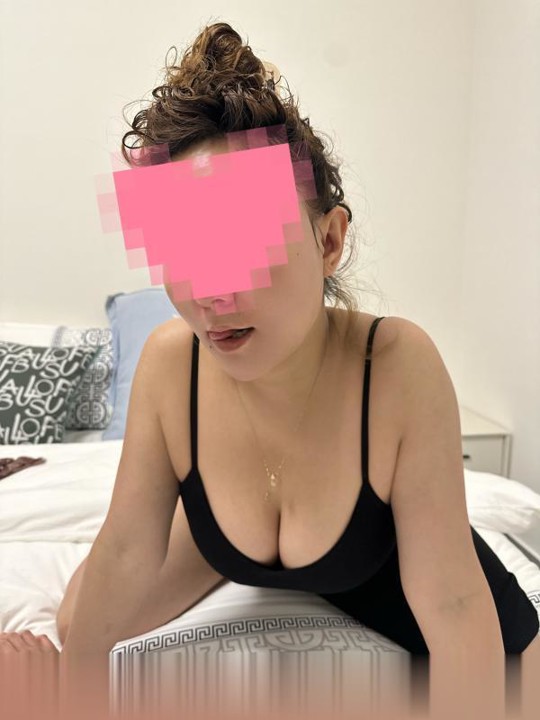 云南-昆明盘龙大胸欧美蜜桃臀