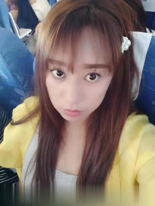 湖北-武汉硚口大胸妹.