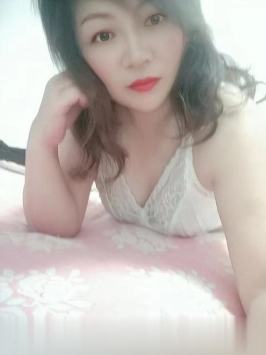 河南-郑州丰满迷人川妹子