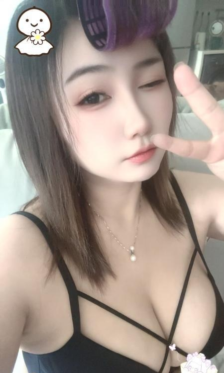 成都市天府二街大胸允儿