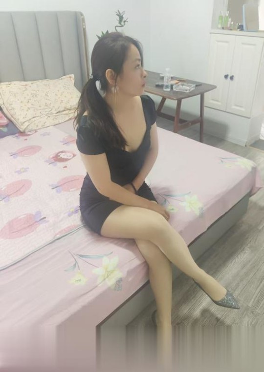 江苏-南京温柔小少妇.