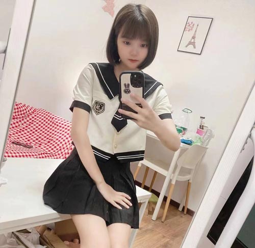 北京馒头一线天个人兼职02年女友系，小萝莉