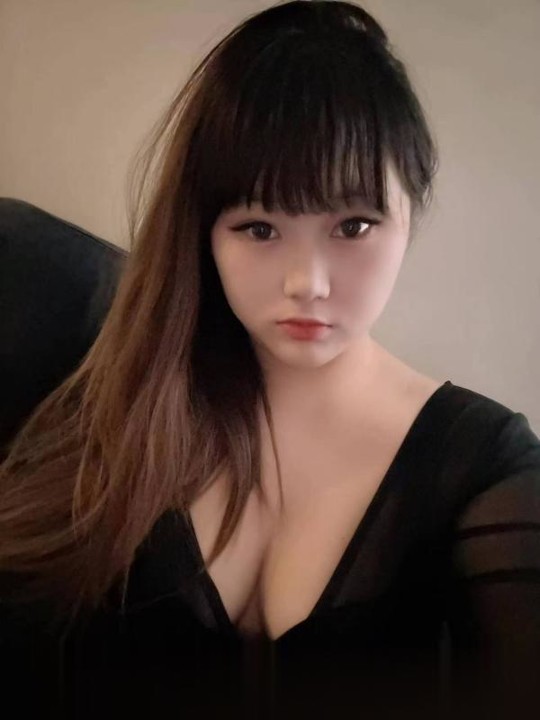 沈阳铁西小可爱美女