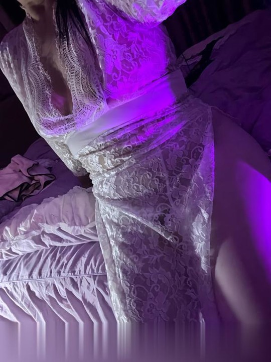 广东佛山泄火巨臀灵儿非常靠谱的丰满型楼凤