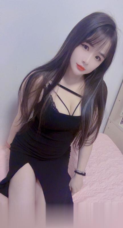 广东-深圳性感大奶妍妍