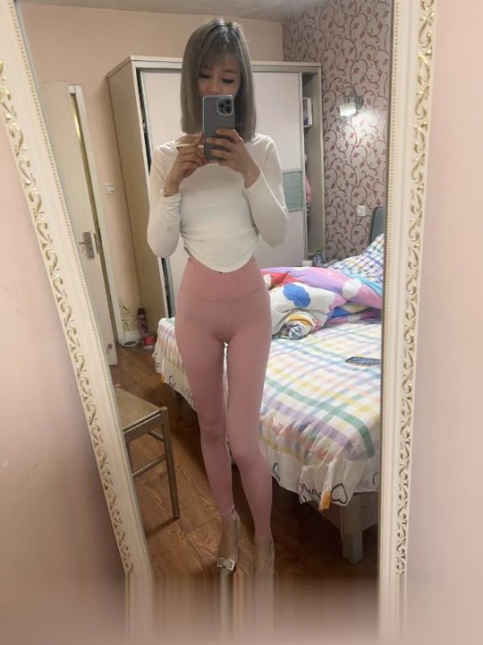 江苏-南京长腿美人回归