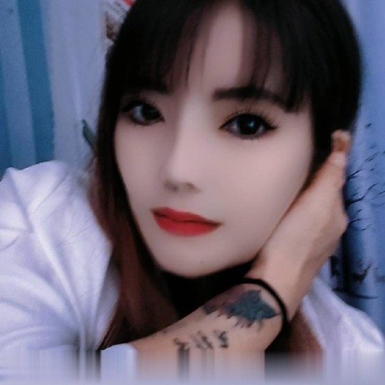 深圳品茶理发店老板娘