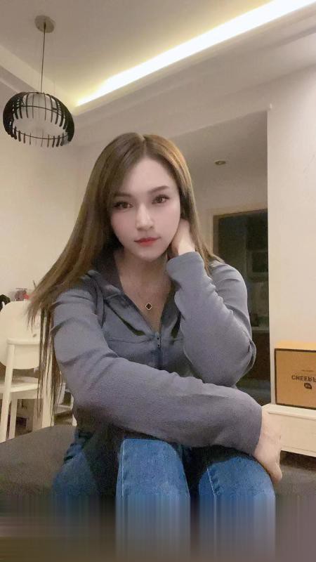 重庆-江北观音桥欣儿小美女