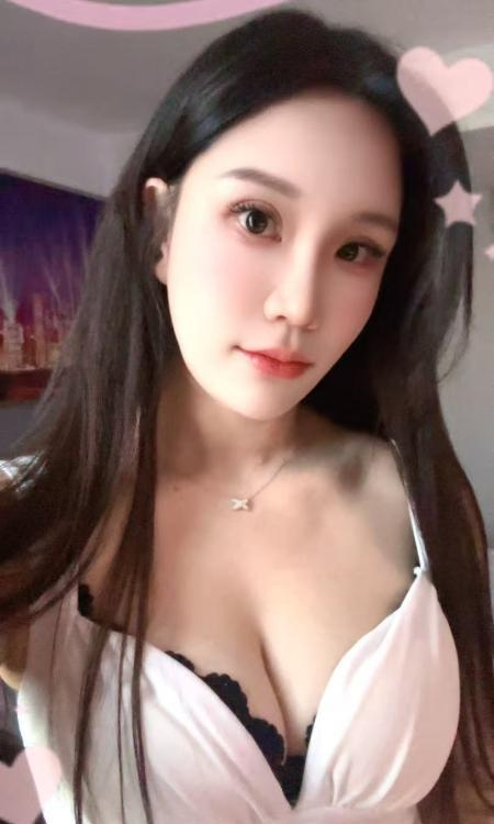 深圳市大奶健身老师西宝