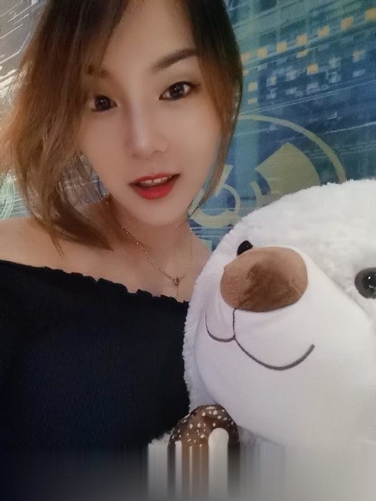 重庆-渝中修车大坪漂亮小妹