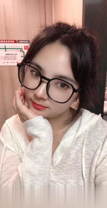 江苏-常州眼镜美女彤彤