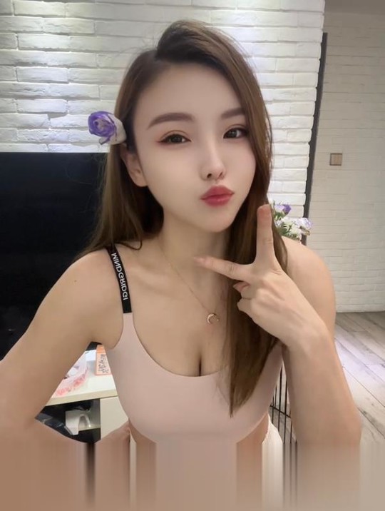 广东-深圳性感瑜伽女友