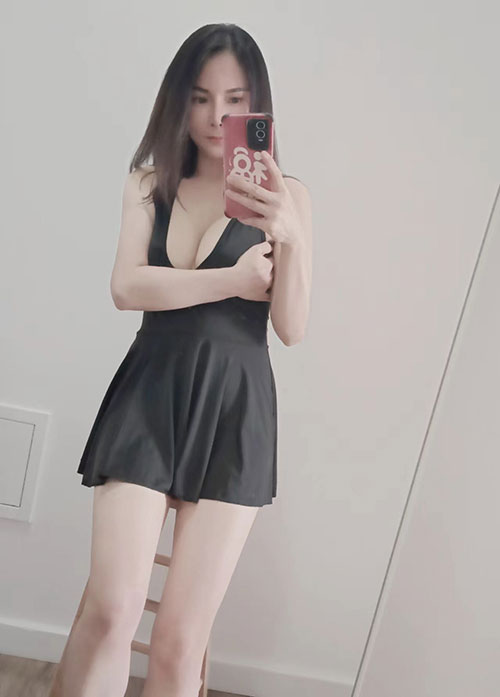 尝鲜！新鲜出炉的良家个人兼职妹子 娇小玲珑！（可上门）