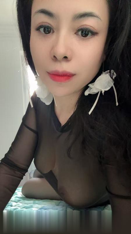 北京朝阳黑丝风骚水多多D杯少妇