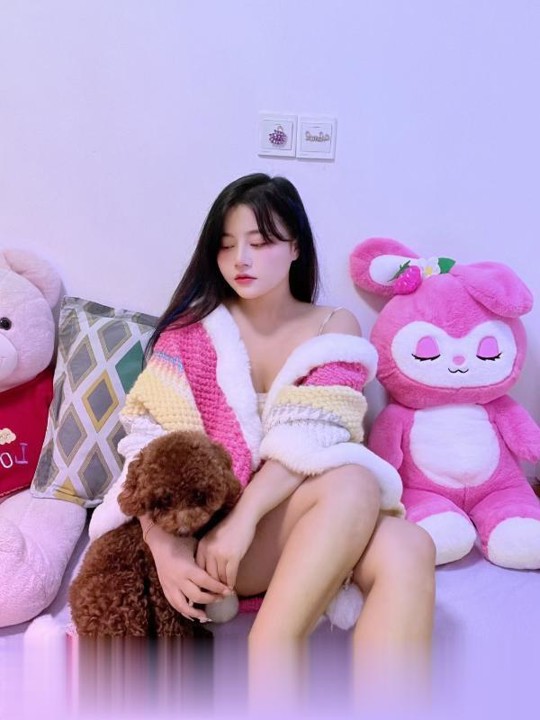 上海虹口C胸制服丽丽