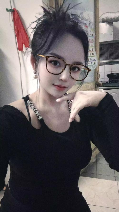 北京修车重庆妹子性格活泼善谈交流中小项（精油spa按摩）