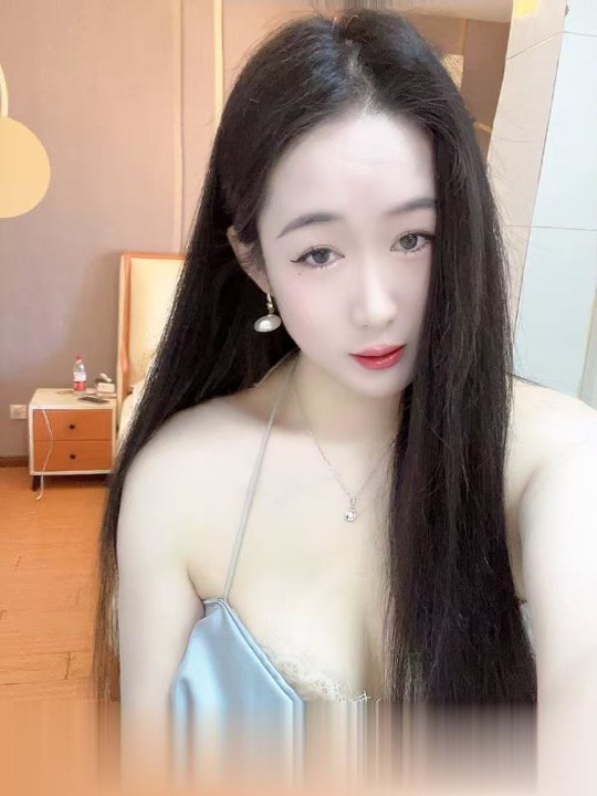 安徽-合肥温柔初夏小姐姐