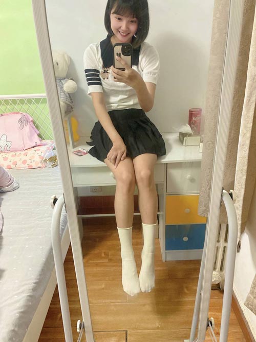 北京馒头一线天个人兼职02年女友系，小萝莉