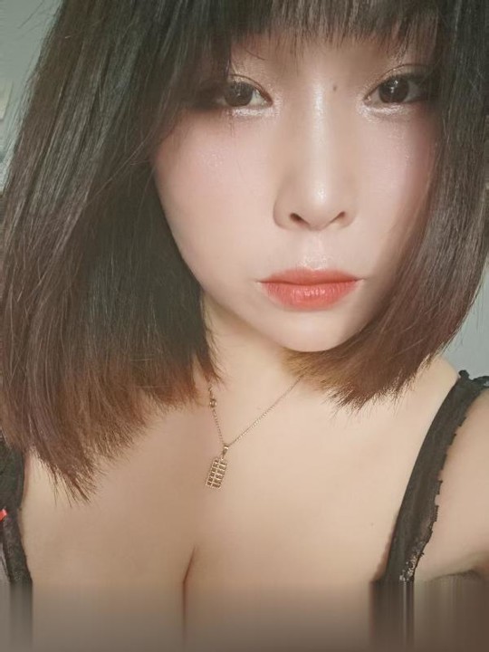 成都东站柳叶儿.口莎，dulong，乳交