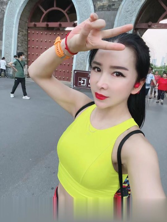 江苏南京三牌楼小姐姐