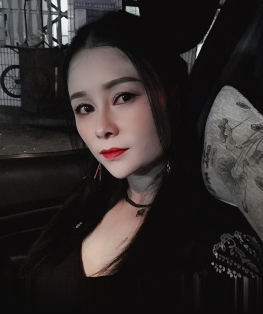 湖南-长沙北辰黑丝少妇体验