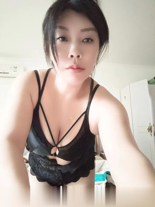 河北-石家庄反差大奶御姐