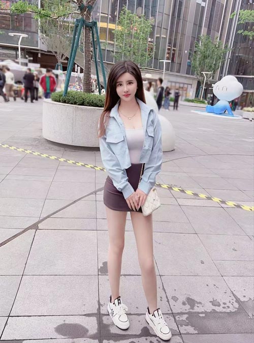 北京莞式的性价比妹子，给点酒更骚哦