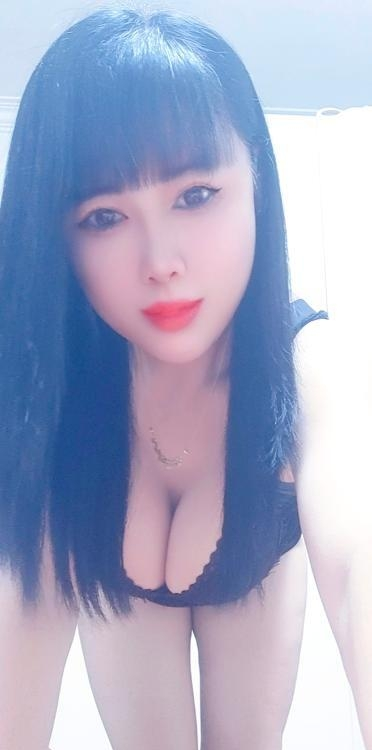 浦东新区浦东大奶骚妇很泄火