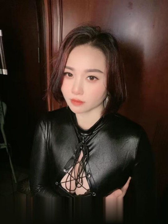 广东深圳宝安小爱