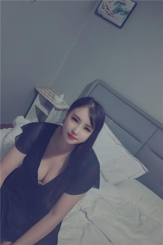 南京江宁泄火小嫂子个人自做的小嫂子，身材微胖肉肉的