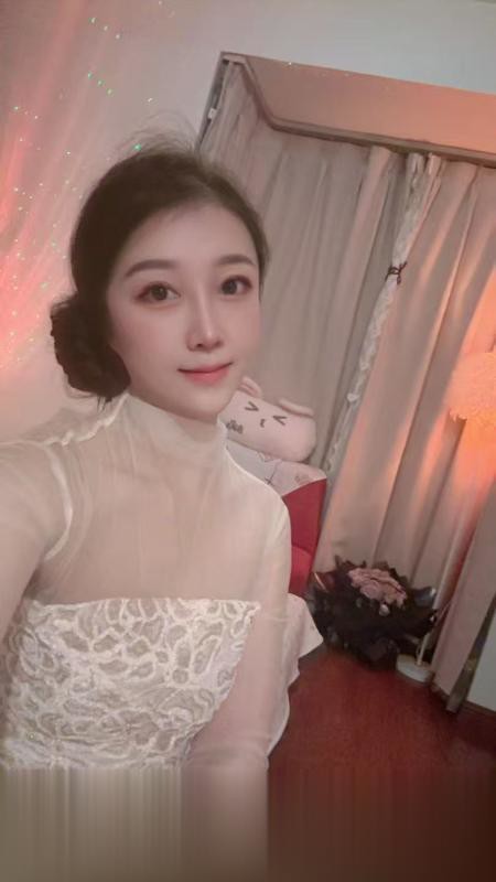 湖北-武汉光谷修车小仙女.