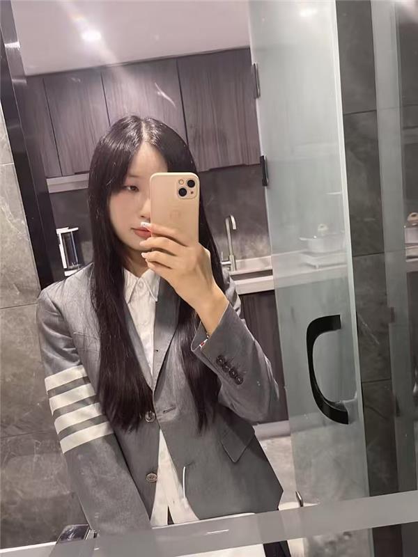 陕西-西安高新性感嫩妹yoyo