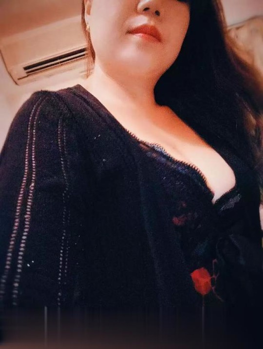 广东-珠海kb颜射大波妹