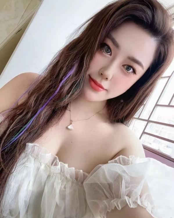 深圳市罗湖舌吻H怀美乳范范