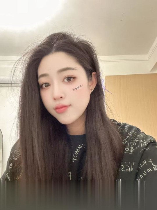 湖南-长沙御姐丰满翘臀梓琪超有料