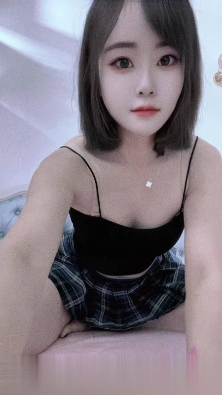 广东-深圳身材好很主动骚少妇