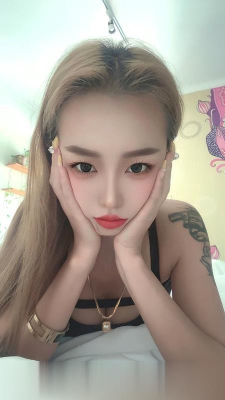 武汉江岸娇小骚女慧慧