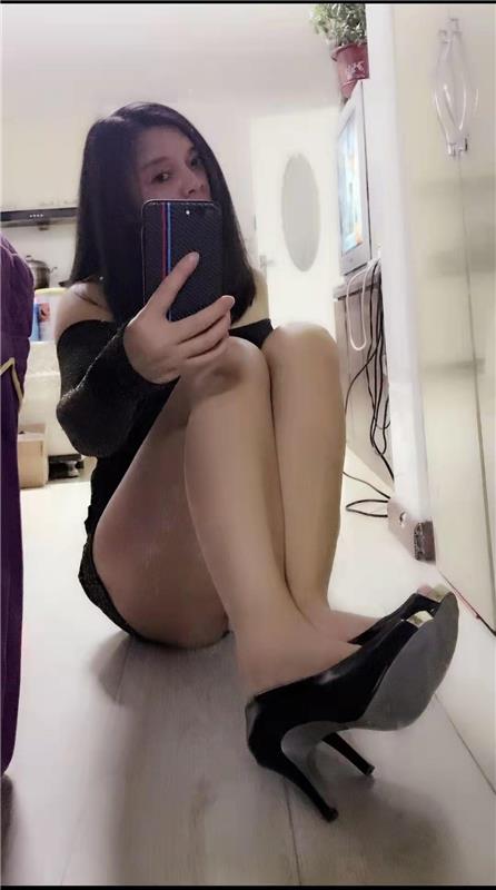 一个轻熟御姐，女人味拉满，性价比超高，身材霸道 服务6