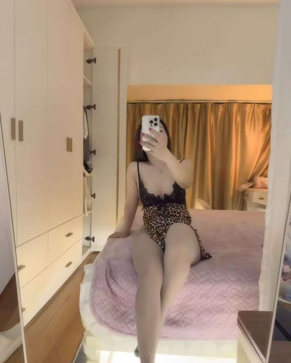 深圳市龙华易高潮小艾米