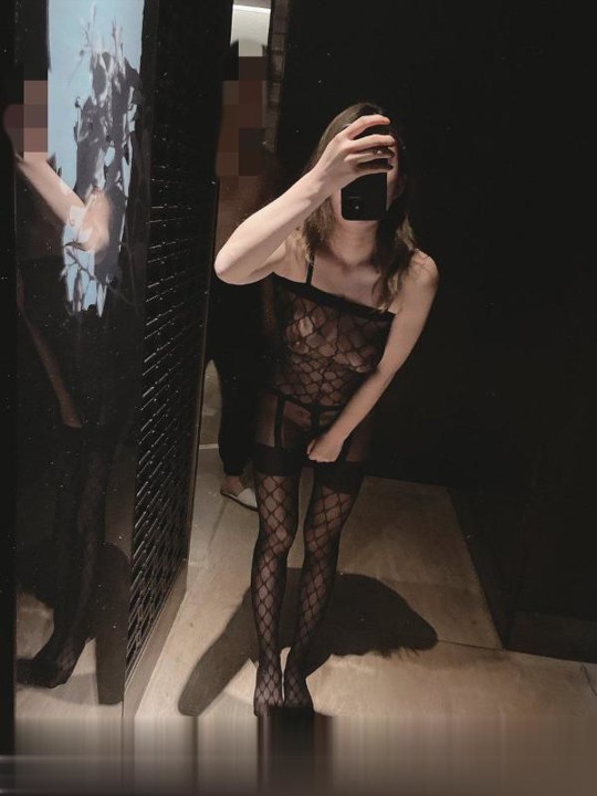 上海品茶风骚制服御姐