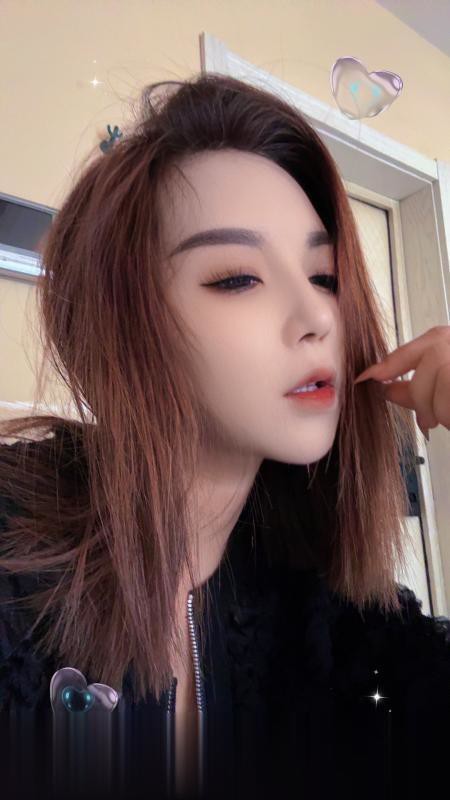 黑龙江-哈尔滨冰城小姐姐.