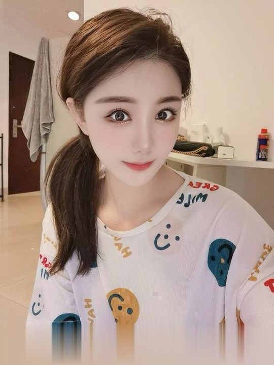 上海徐汇性感大胸颜值老师