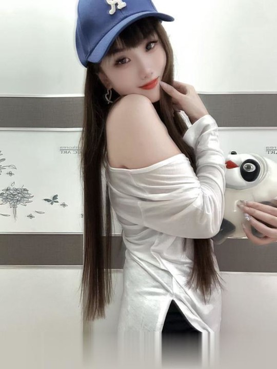 长沙再刷子幸..很有女友 身材娇小 屁股大皮肤细嫩