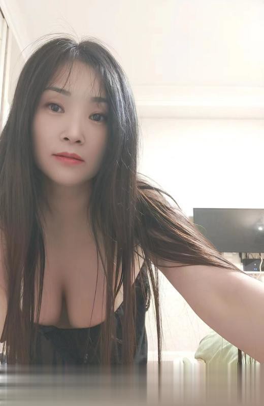 江苏-南京风骚大胸姐姐