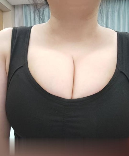 上海静安修车土著少妇