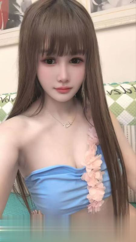 江苏-苏州黄金女骑手美女