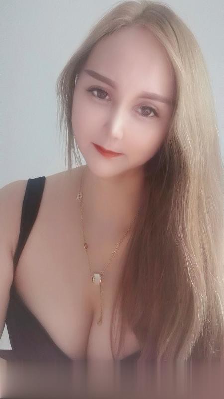 上海松江混血三通安娜