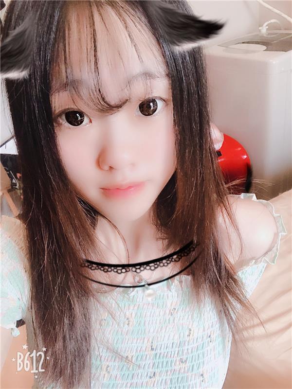 无锡年轻小丫头川渝妹妹，年纪不大